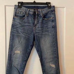 Size 28 skinny ankle jeans